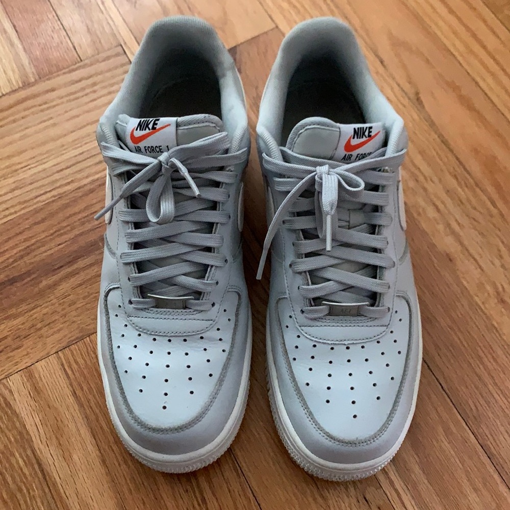 Nike Air Force Sneakers